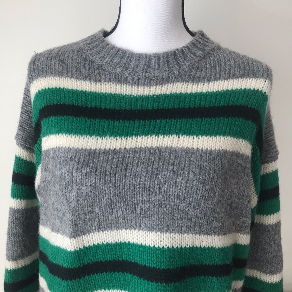 UO Oversized Striped Boyfriend Sweater - Picture 6 of 7